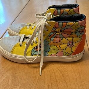 Van’s Women’s high-top smiley face colorful sneakers.  Size 9.5